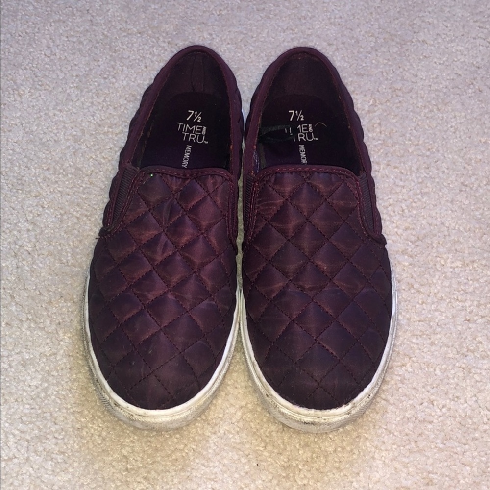 Memory foam slide ons